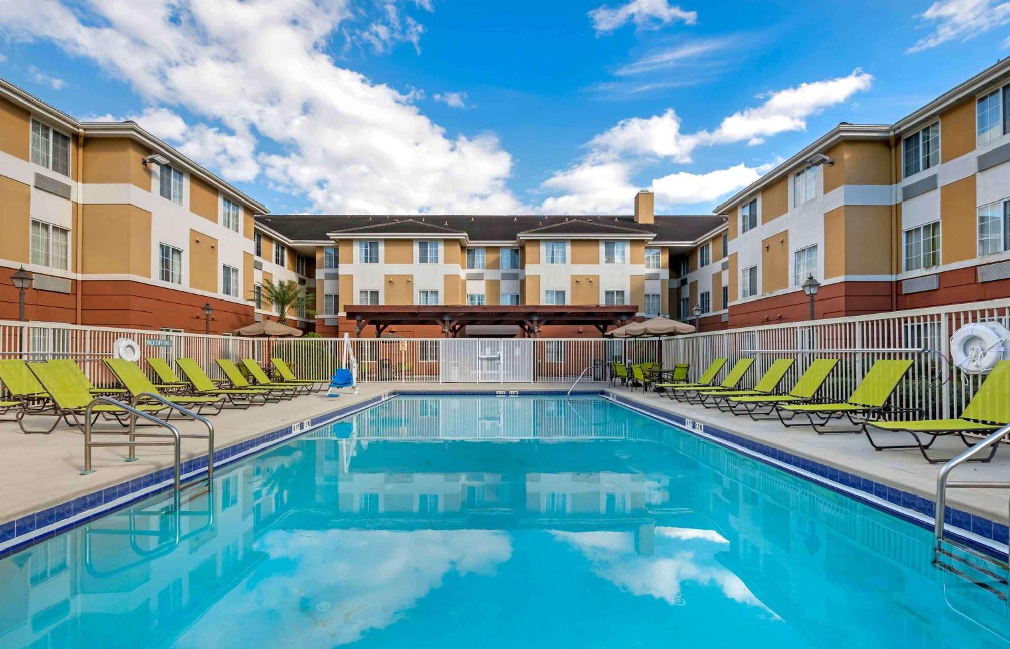 Extended Stay America Suites - Orlando - Convention Center - Universal Blvd Williamsburg Exterior foto